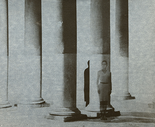 o.T. aus der Serie 'Federleicht', 2024

analoge SW-Fotografie auf Schleifpapier, 22 x 26,5 cm, gerahmt
2/4, rückseitig signiert, datiert, nummeriert und beschriftet

Ausrufpreis: 400,-